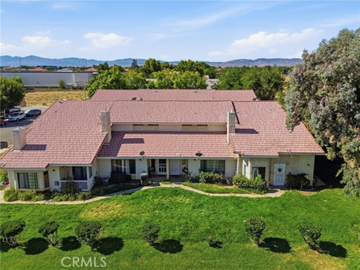 9 Bed Home for Sale in Lancaster, California