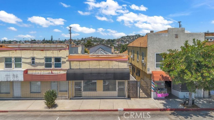  Commercial for Sale in Los Angeles, California