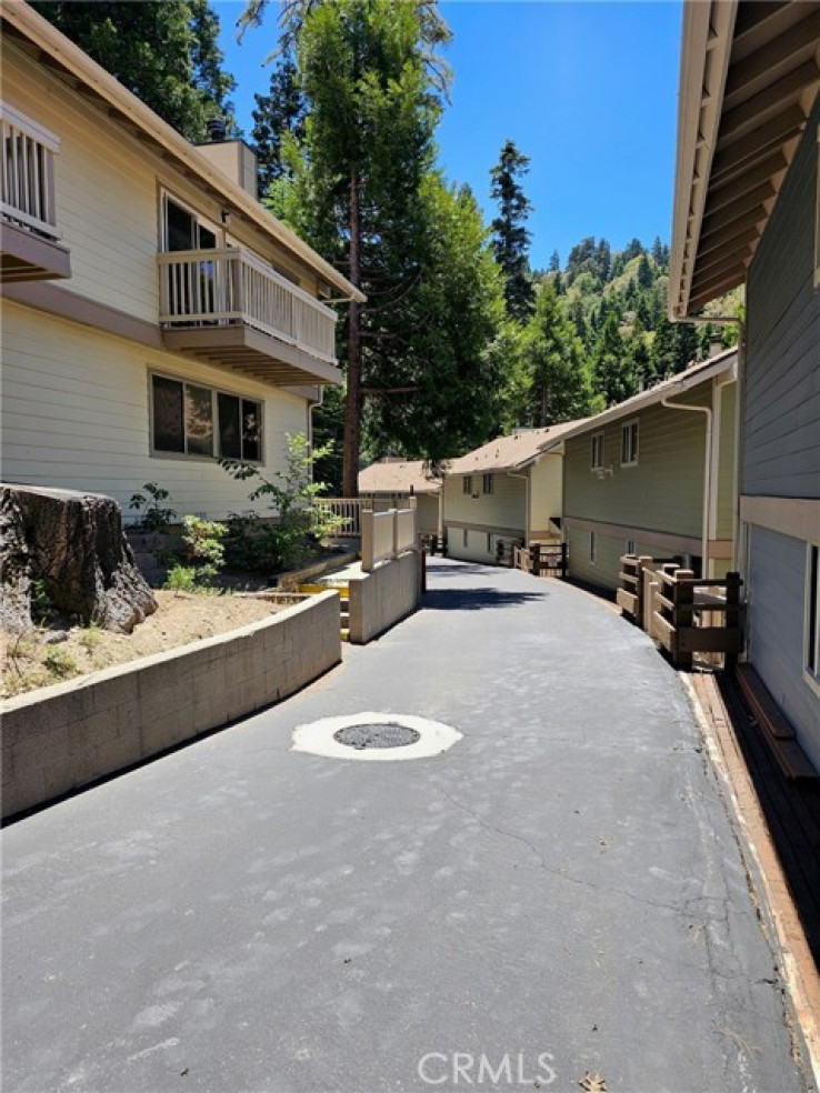2 Bed Home for Sale in Lake Arrowhead, California
