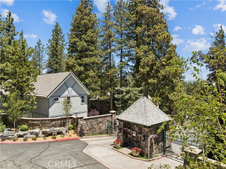 5 Bed Home for Sale in Lake Arrowhead, California