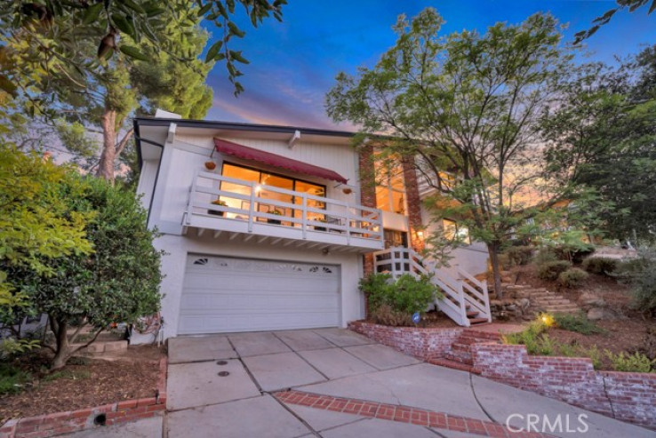 Residential Home in Calabasas