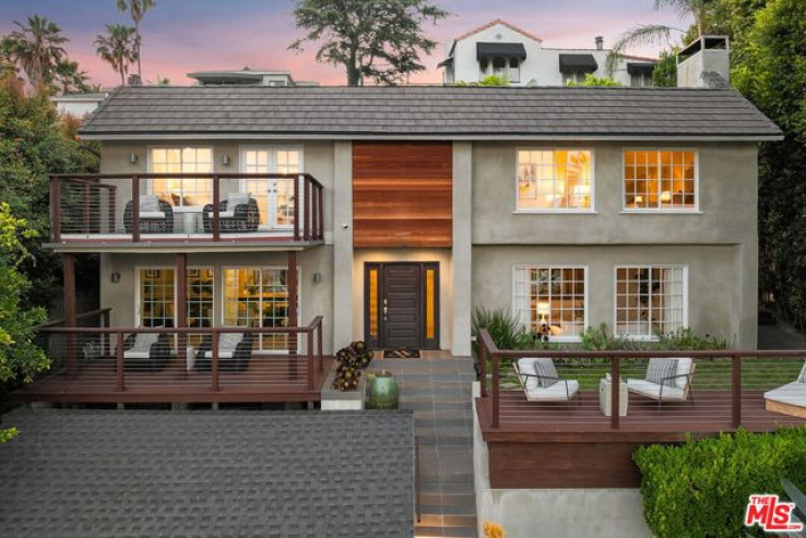 5 Bed Home for Sale in Los Angeles, California