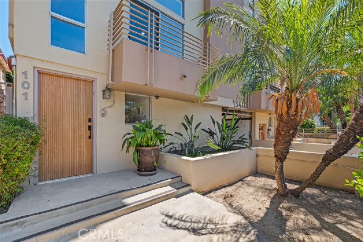 3 Bed Home for Sale in Sherman Oaks, California