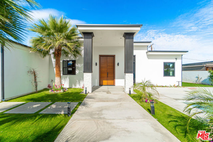 4 Bed Home for Sale in Palm Desert, California