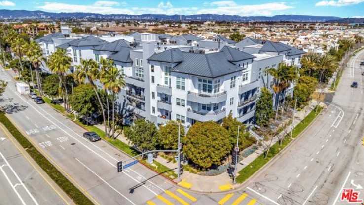 2 Bed Home for Sale in Playa Vista, California