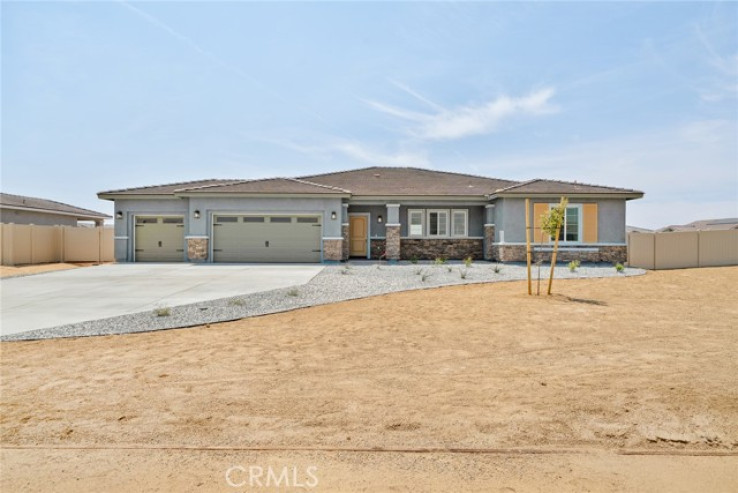 Residential Home in Apple Valley