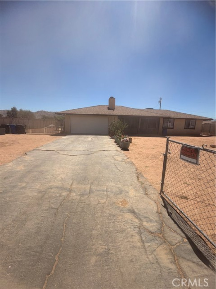 3 Bed Home for Sale in Apple Valley, California