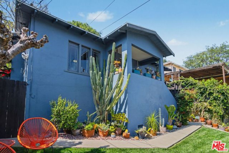 2 Bed Home for Sale in Los Angeles, California