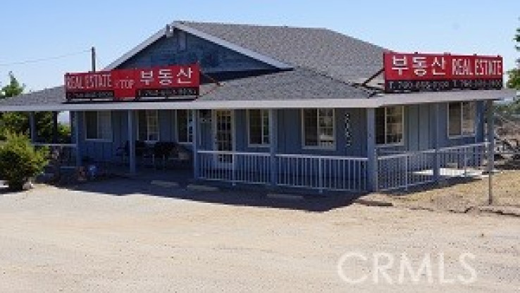  Commercial for Sale in Phelan, California