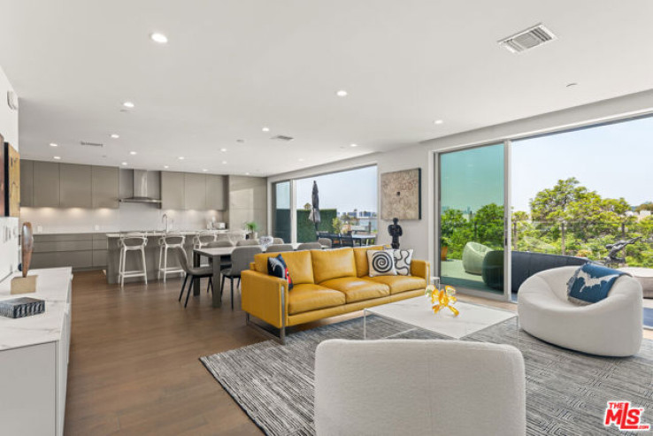 Residential Home in West Hollywood Vicinity