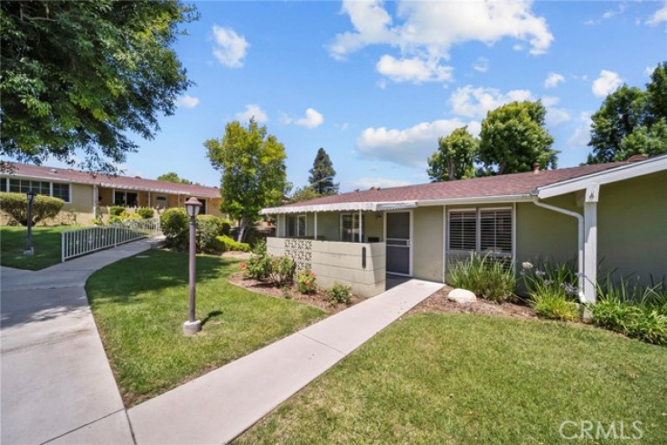 2 Bed Home for Sale in Newhall, California