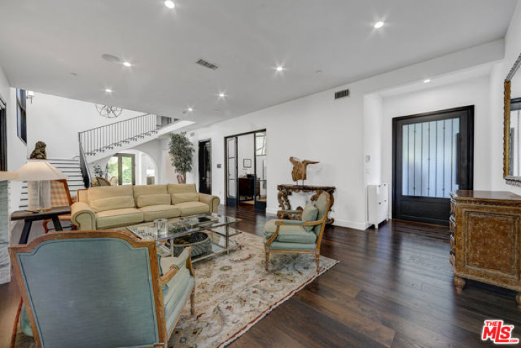 5 Bed Home for Sale in Beverly Hills, California