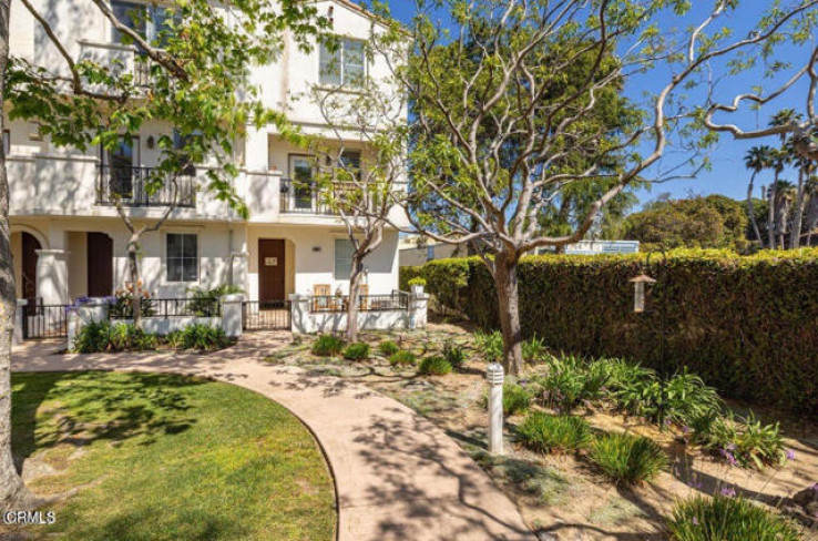 2 Bed Home for Sale in Ventura, California