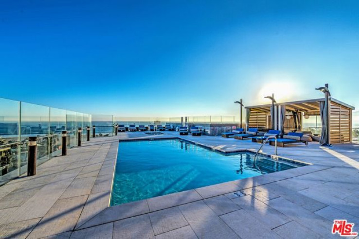 2 Bed Home for Sale in Santa Monica, California