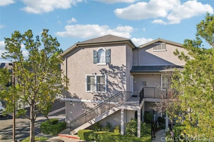 1 Bed Home for Sale in Saugus, California