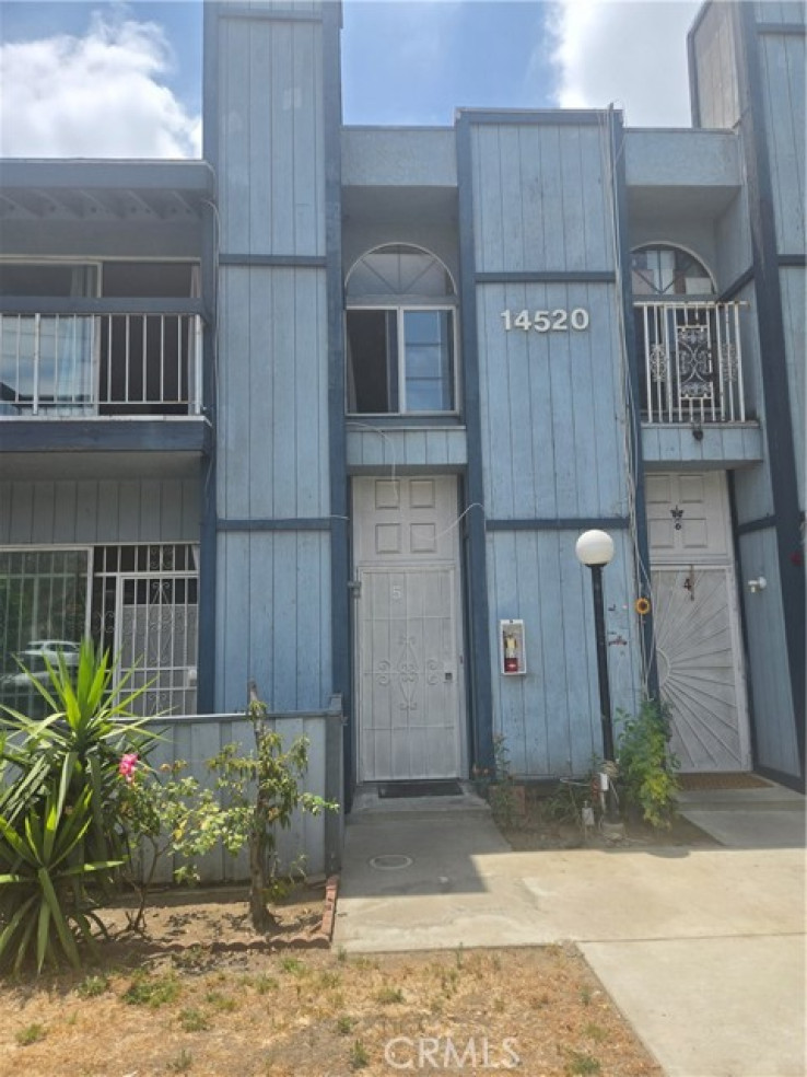 4 Bed Home for Sale in Panorama City, California