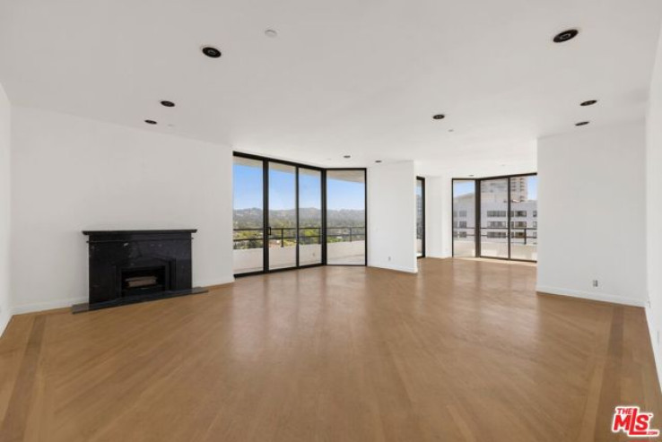 2 Bed Home for Sale in Los Angeles, California