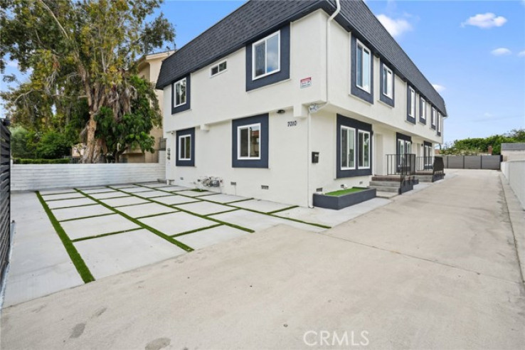  Income Home for Sale in Van Nuys, California