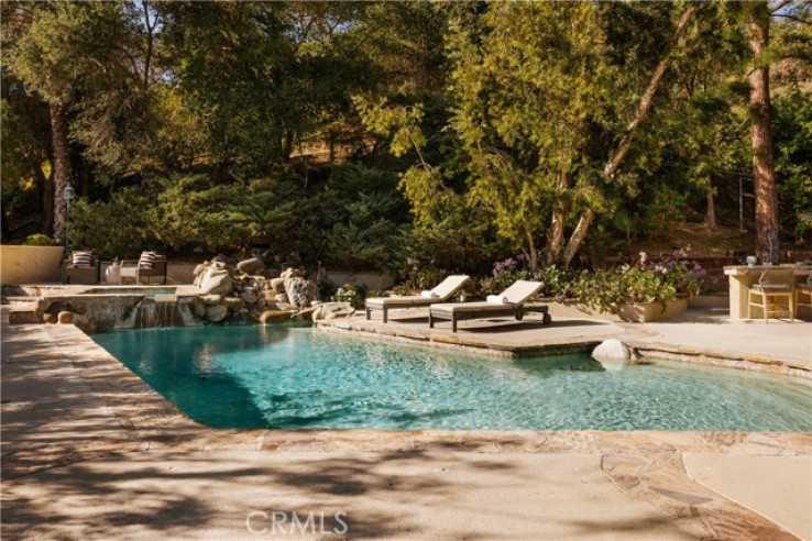 5 Bed Home for Sale in Calabasas, California