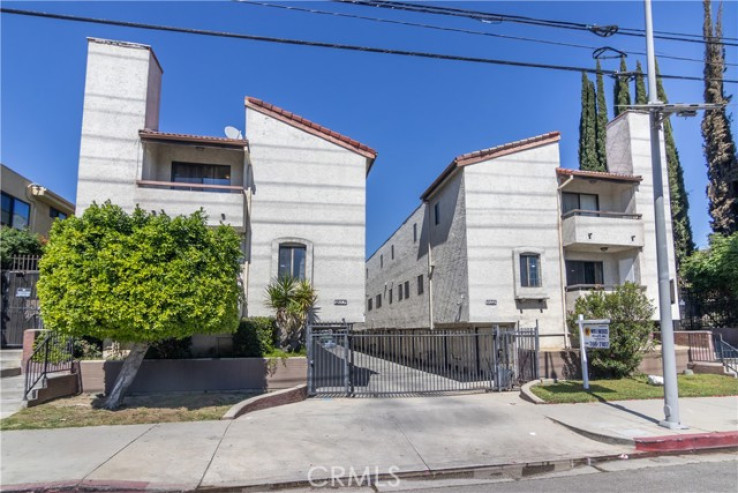 2 Bed Home for Sale in North Hollywood, California