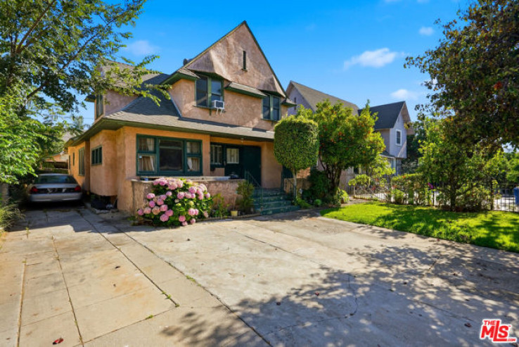  Income Home for Sale in Los Angeles, California