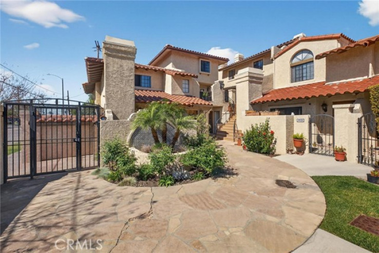 2 Bed Home for Sale in Torrance, California