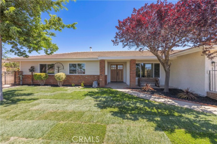 4 Bed Home for Sale in Acton, California