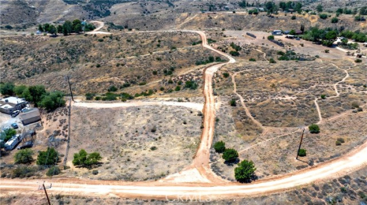 Land in Agua Dulce