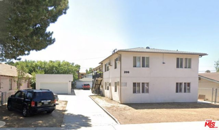  Income Home for Sale in San Fernando, California