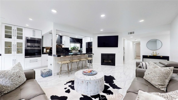 3 Bed Home for Sale in Calabasas, California