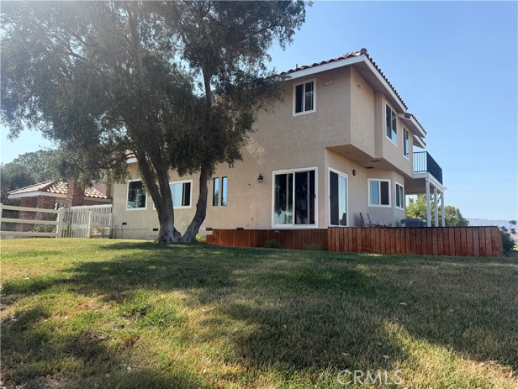 Residential Home in Agua Dulce