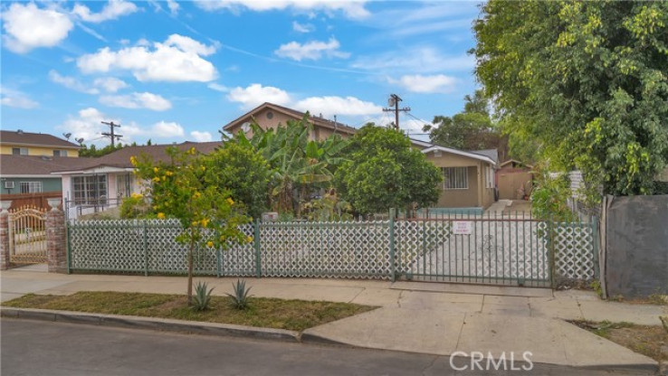 3 Bed Home for Sale in Los Angeles, California