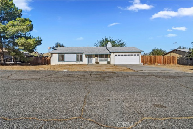 4 Bed Home for Sale in Palmdale, California