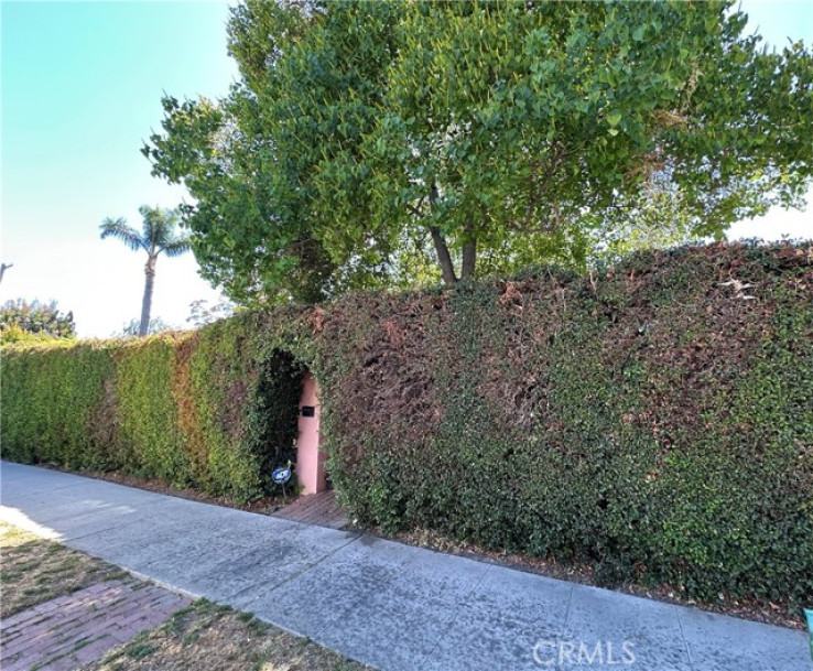Land in Studio City