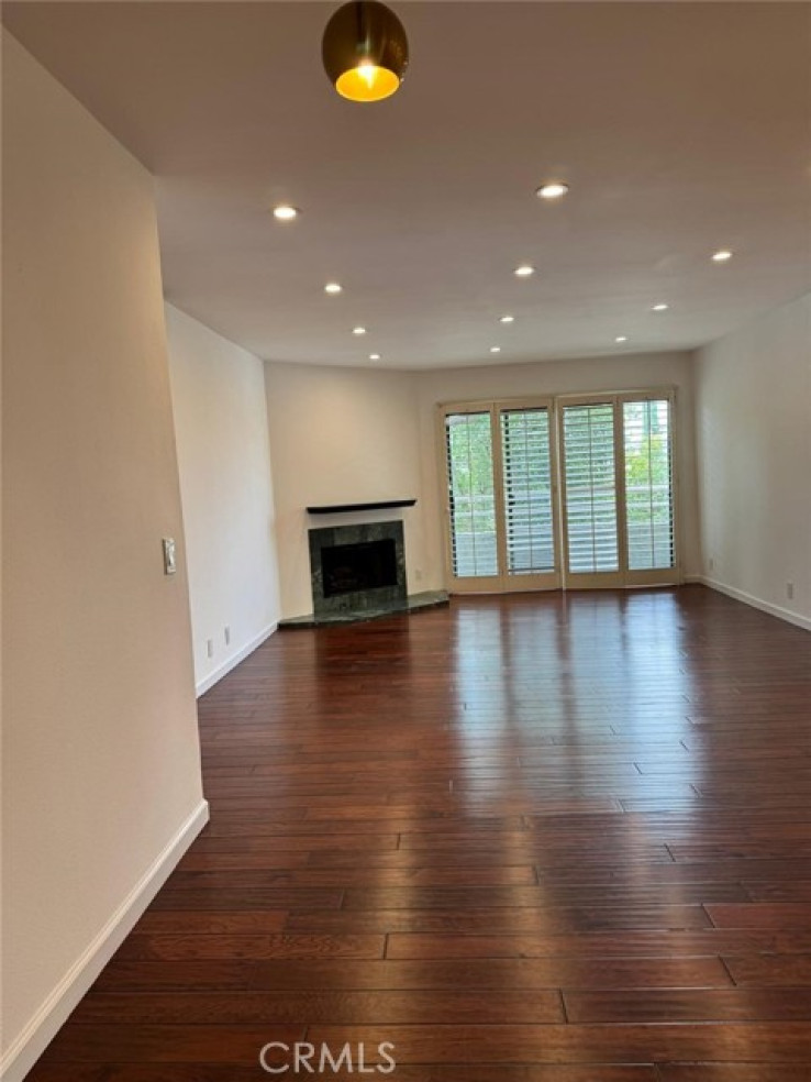2 Bed Home for Sale in Encino, California