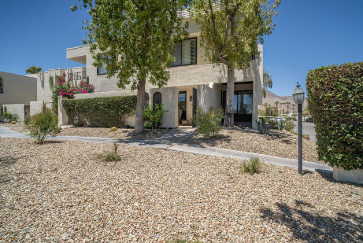 2 Bed Home for Sale in Palm Desert, California