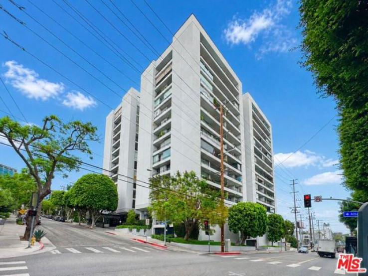 Residential Home in West Hollywood Vicinity
