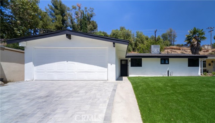 4 Bed Home for Sale in Canyon Country, California