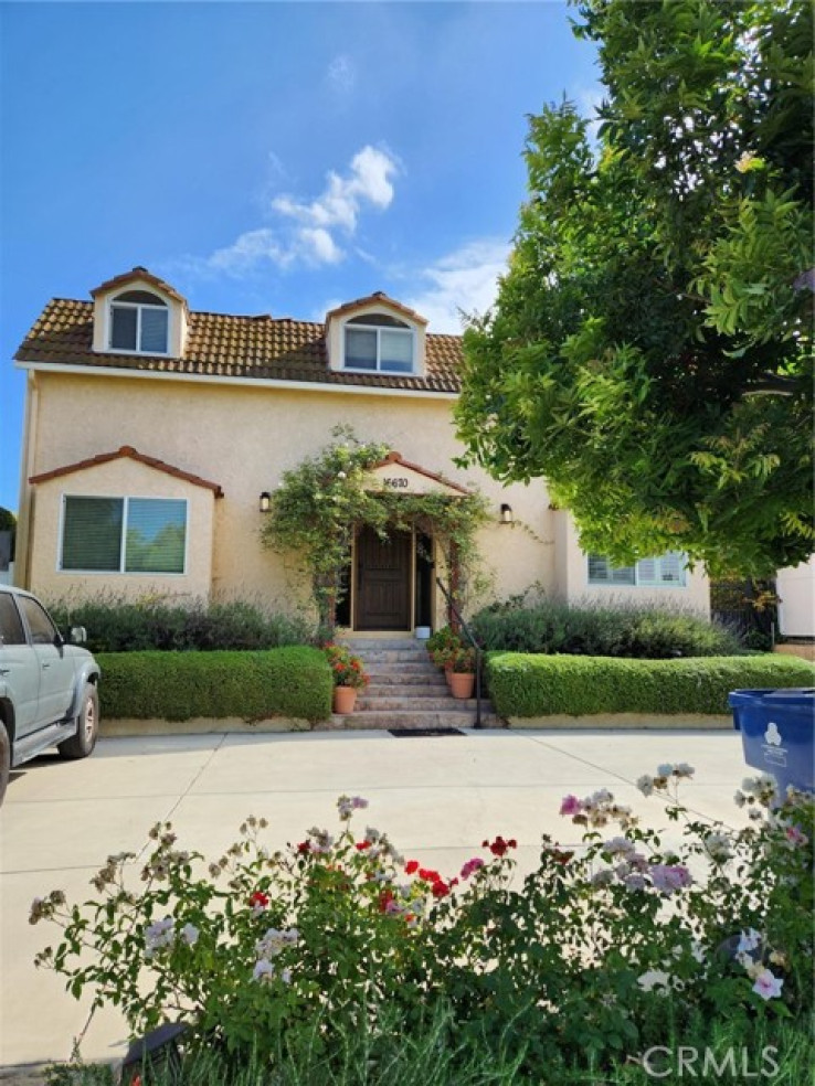 7 Bed Home for Sale in Encino, California
