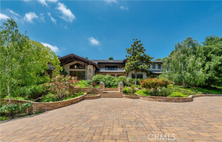 6 Bed Home for Sale in Hidden Hills, California