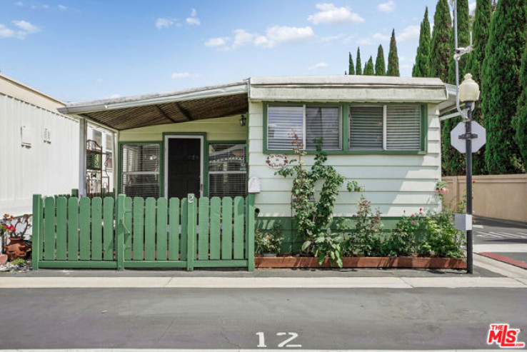 1 Bed Home for Sale in Culver City, California