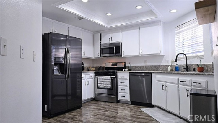 2 Bed Home for Sale in San Fernando, California