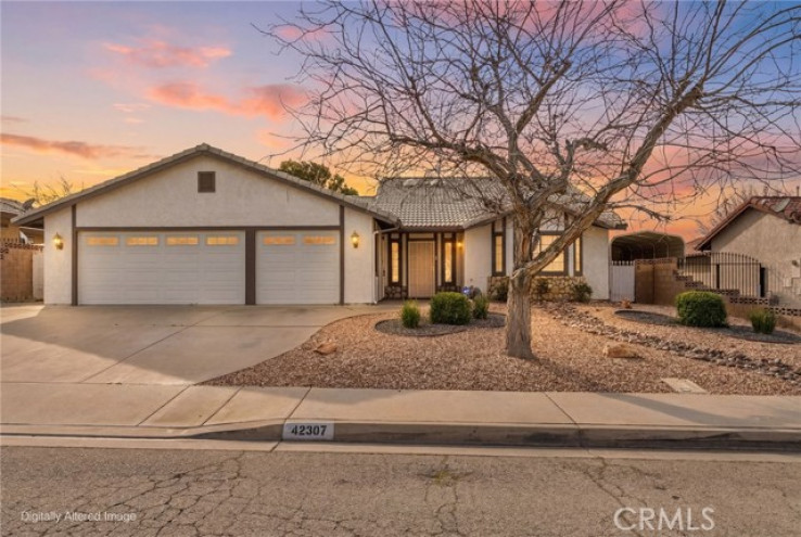 4 Bed Home for Sale in Quartz Hill, California