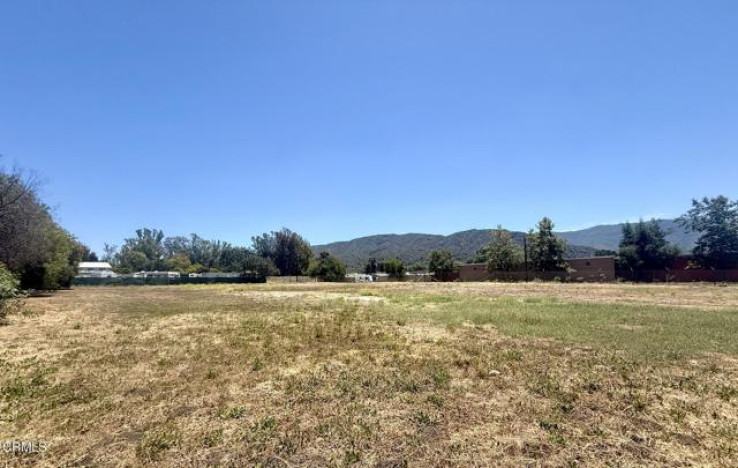 Land in Ojai