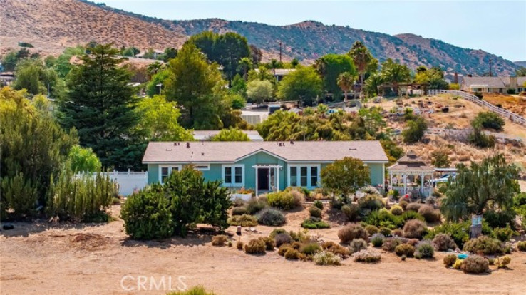 5 Bed Home for Sale in Acton, California