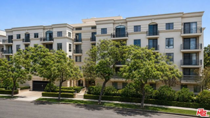 3 Bed Home for Sale in Beverly Hills, California