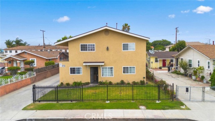  Income Home for Sale in Maywood, California