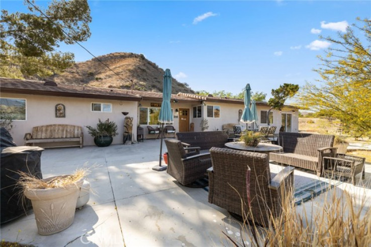 3 Bed Home for Sale in Canyon Country, California