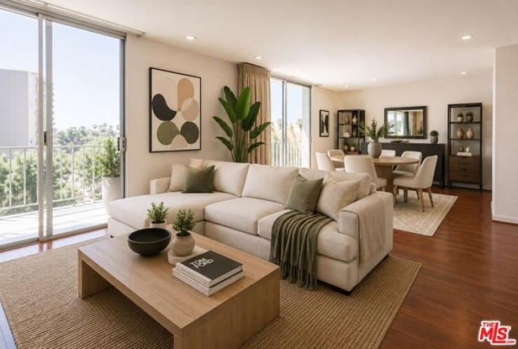 1 Bed Home for Sale in Los Angeles, California