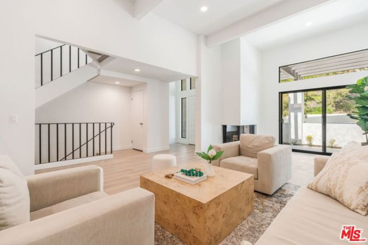 2 Bed Home for Sale in Pacific Palisades, California